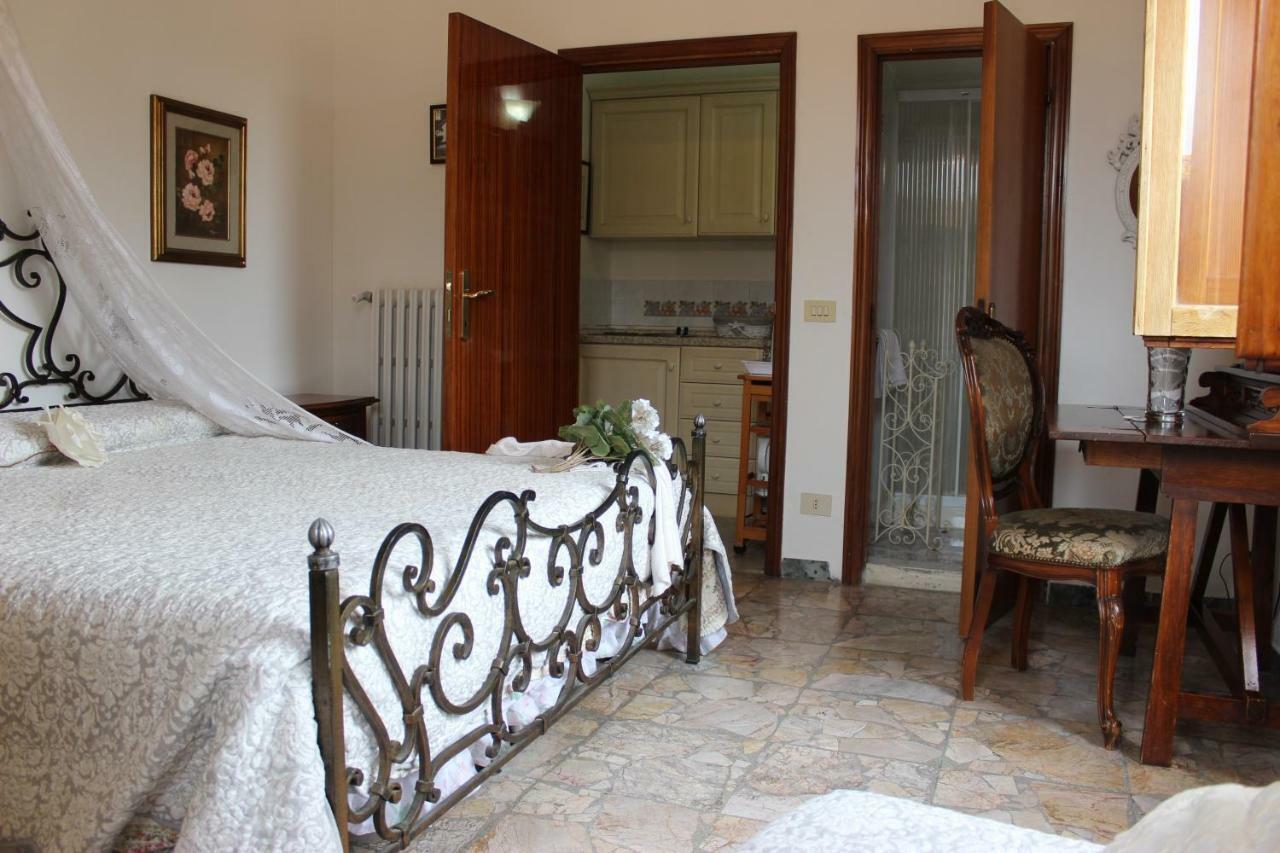 Guest House Edera ซานจีมิญญาโน ภายนอก รูปภาพ