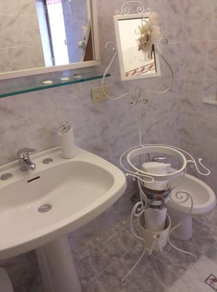 Guest House Edera ซานจีมิญญาโน ภายนอก รูปภาพ