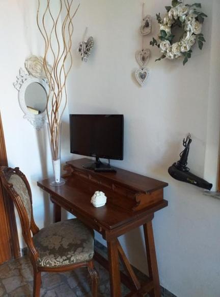 Guest House Edera ซานจีมิญญาโน ภายนอก รูปภาพ