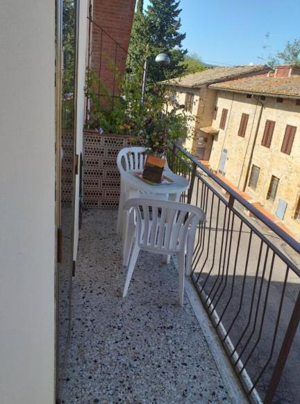 Guest House Edera ซานจีมิญญาโน ภายนอก รูปภาพ