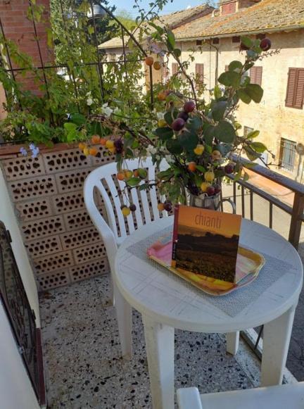 Guest House Edera ซานจีมิญญาโน ภายนอก รูปภาพ